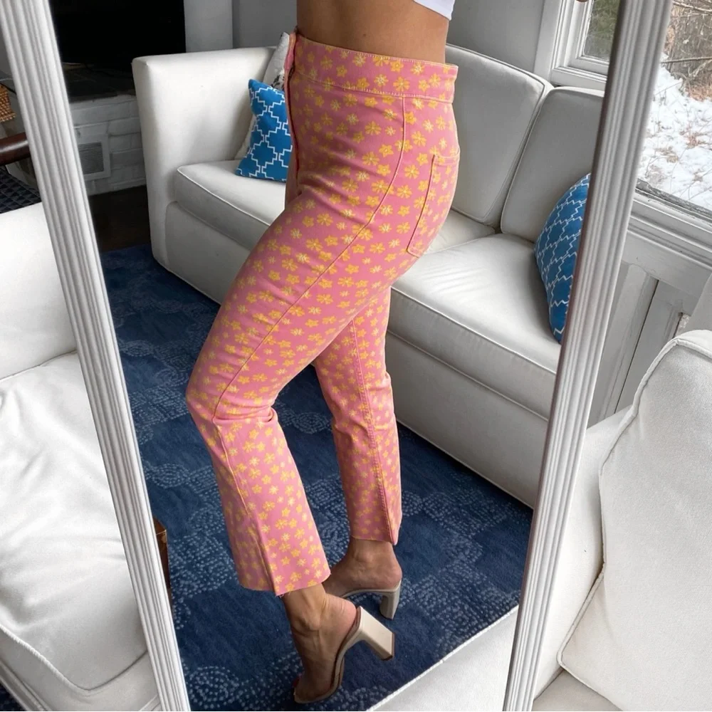 🌸 ZARA PINK YELLOW FLORAL HIGH WAIST CROPPED FLARE LEG JEANS! - Picture 2 of 15